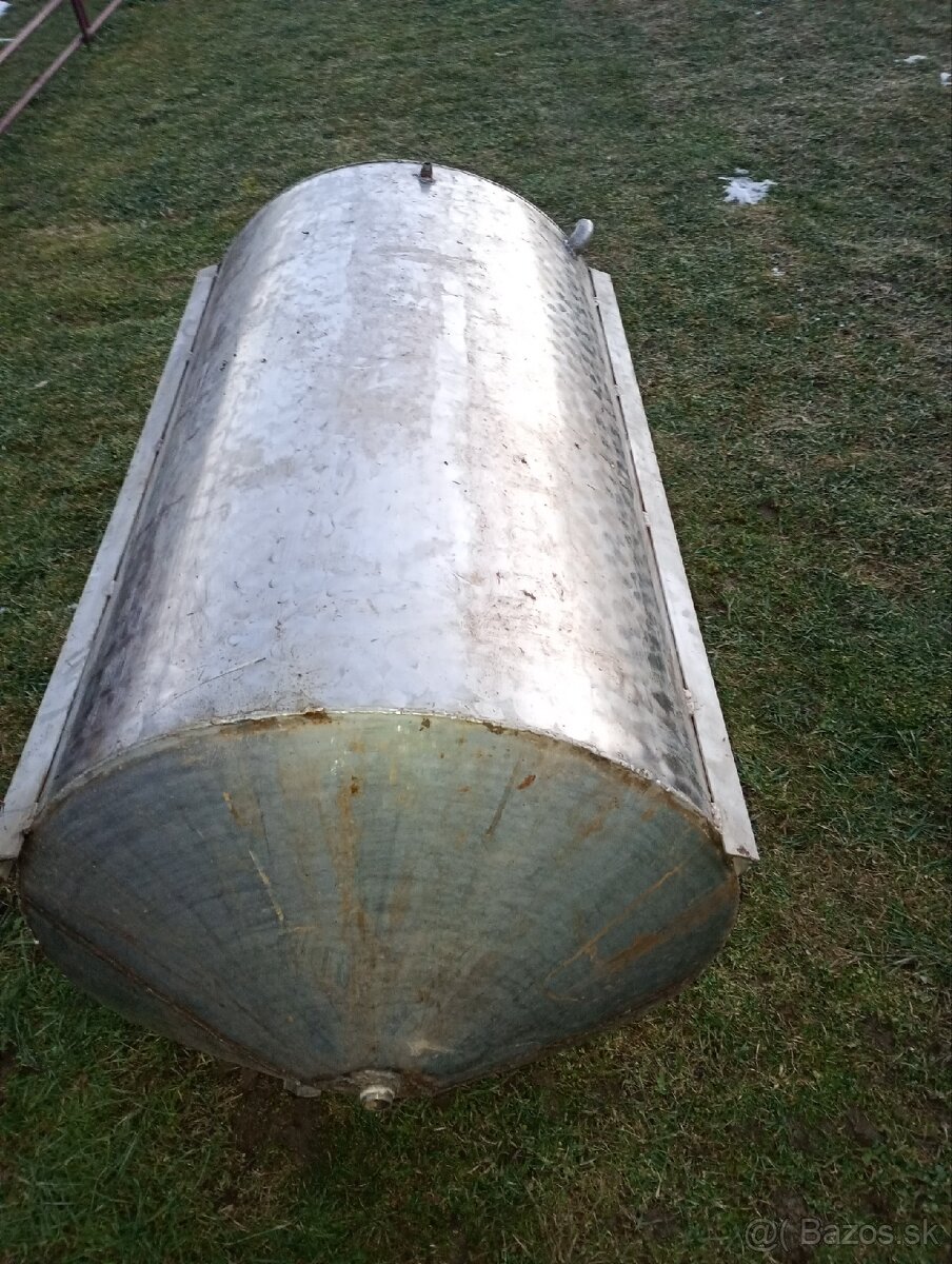 Nerezové súdy kade nádoby - 3