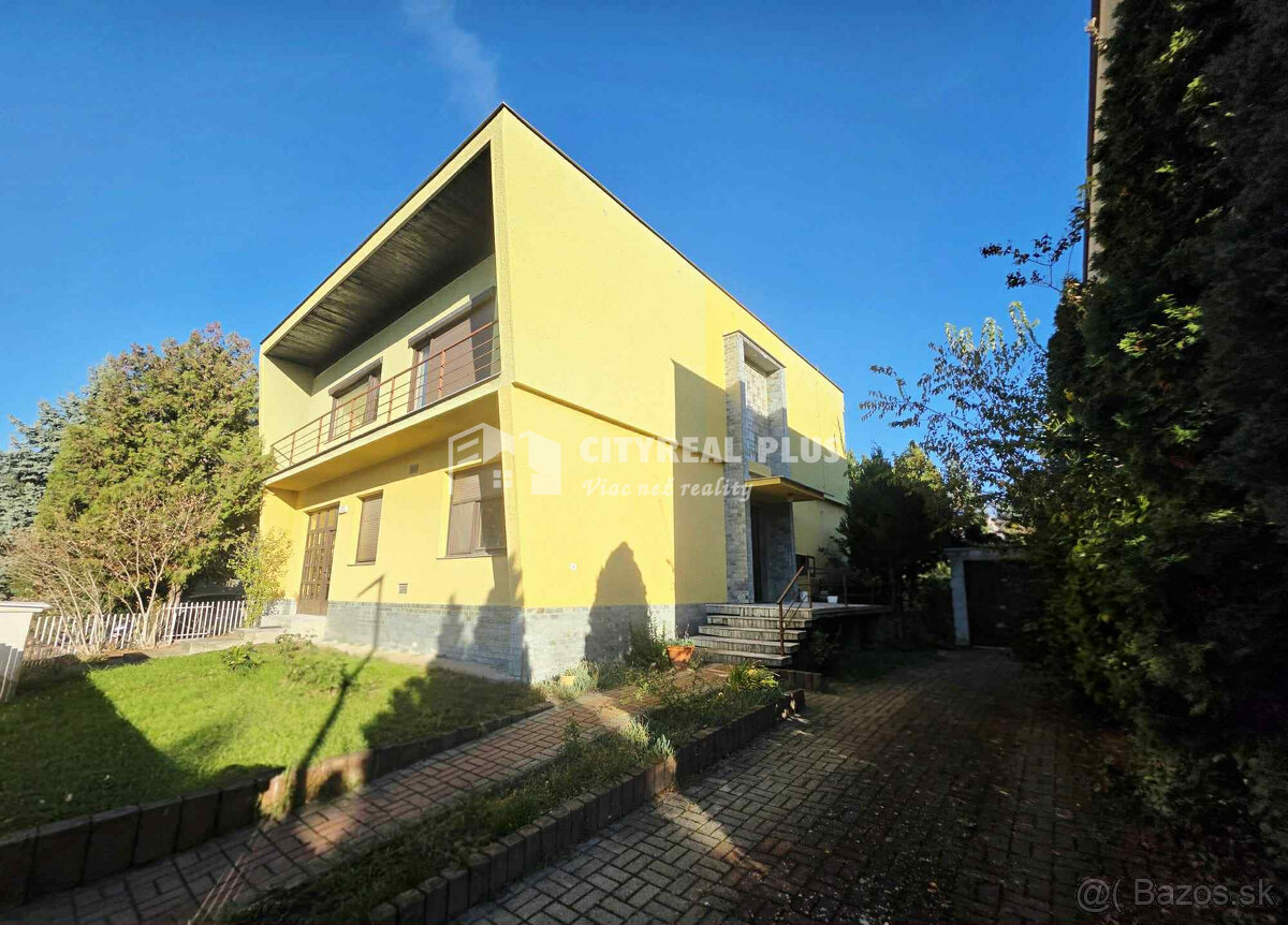 Na predaj dvojposchodový rodinný dom v meste Nové Zámky - 3