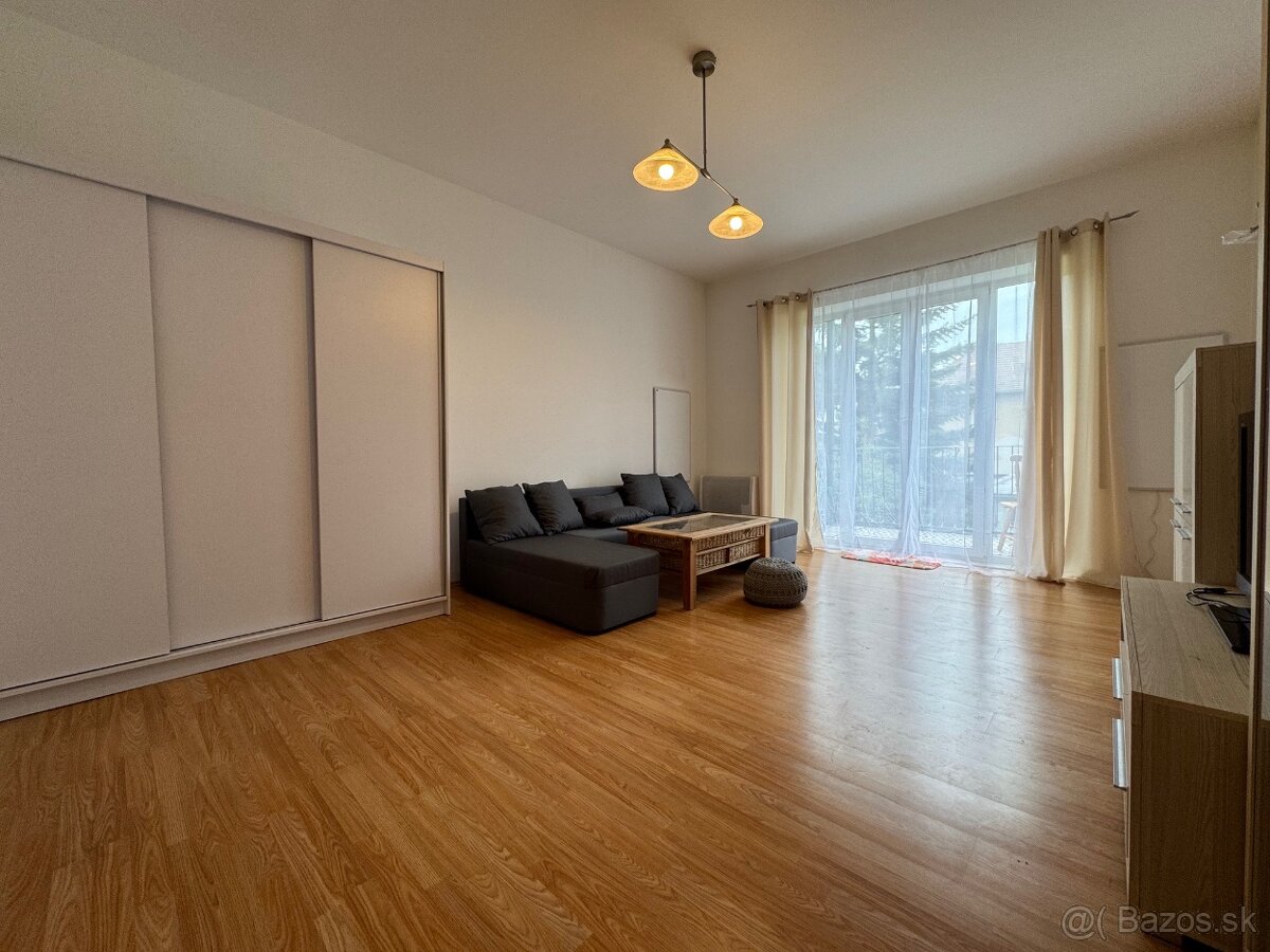 Prenájom vkusného bytu priamo v CENTRE - 3