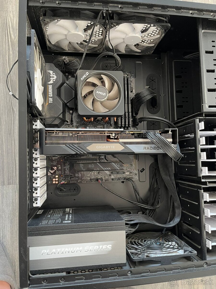 AMD ryzen 9 3900x - RX 7800 XT - 64GB RAM - 1TB SSD - 3