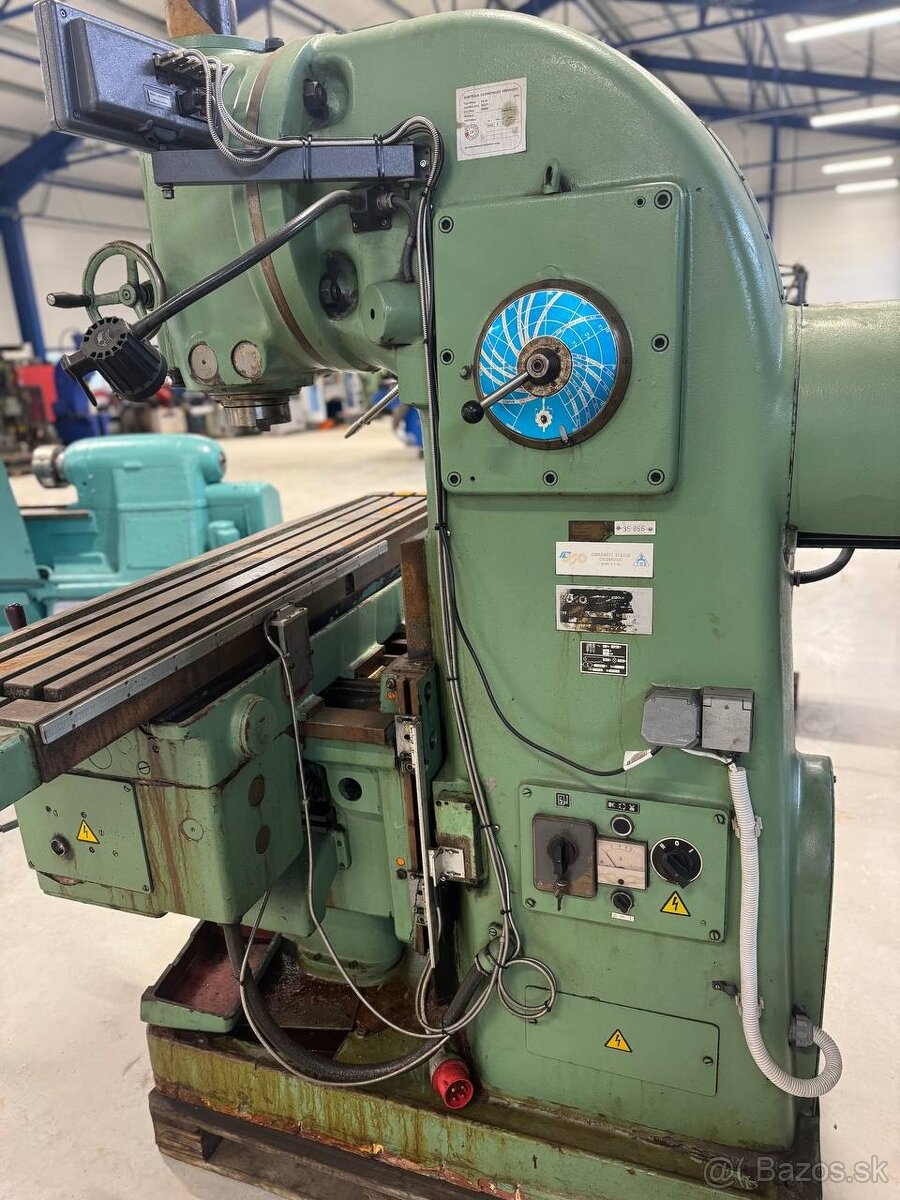 Vertikální frézka FA 4V - dig. odměřování - 3