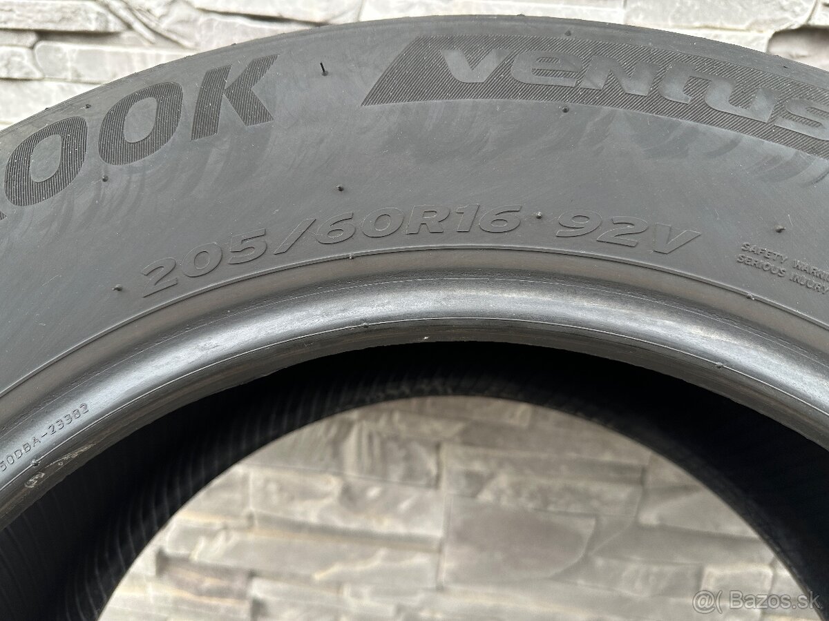 205/60 R16 92V letné HANKOOK - 3