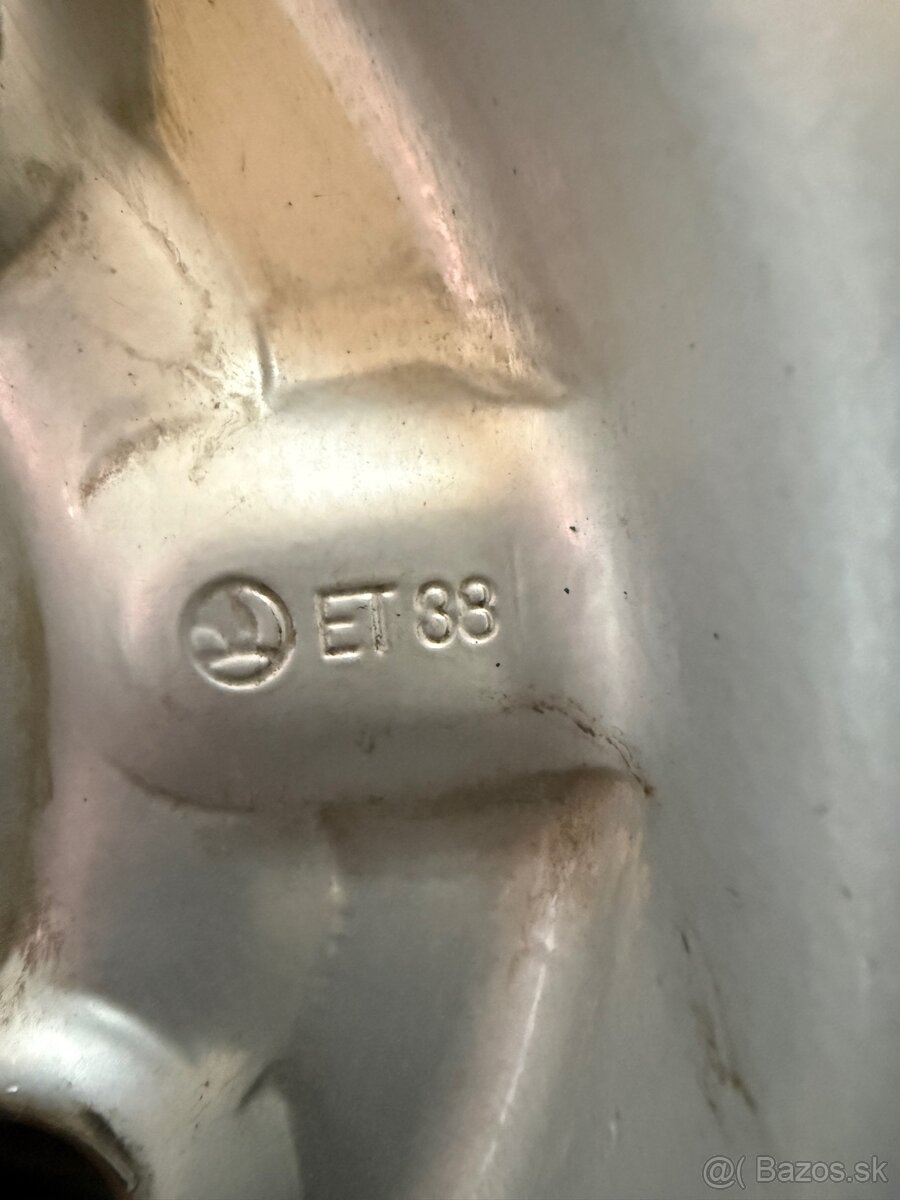 Plechové disky r13 škoda - 3