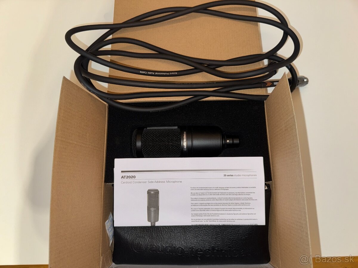 Focusrite 2i2 3rd Gen + Audio Technica AT2020 - 3