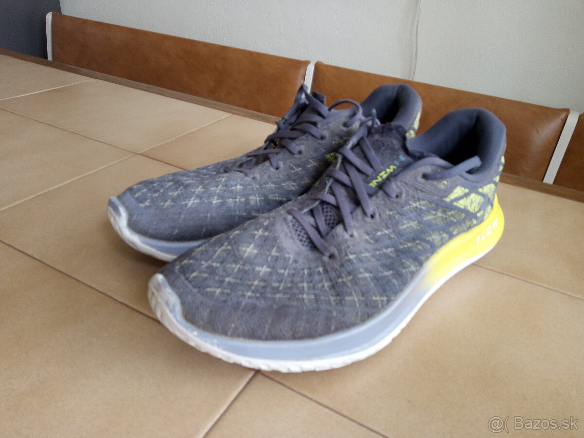 Panske bezecke tenisky UNDER ARMOUR Wind 2. - 3