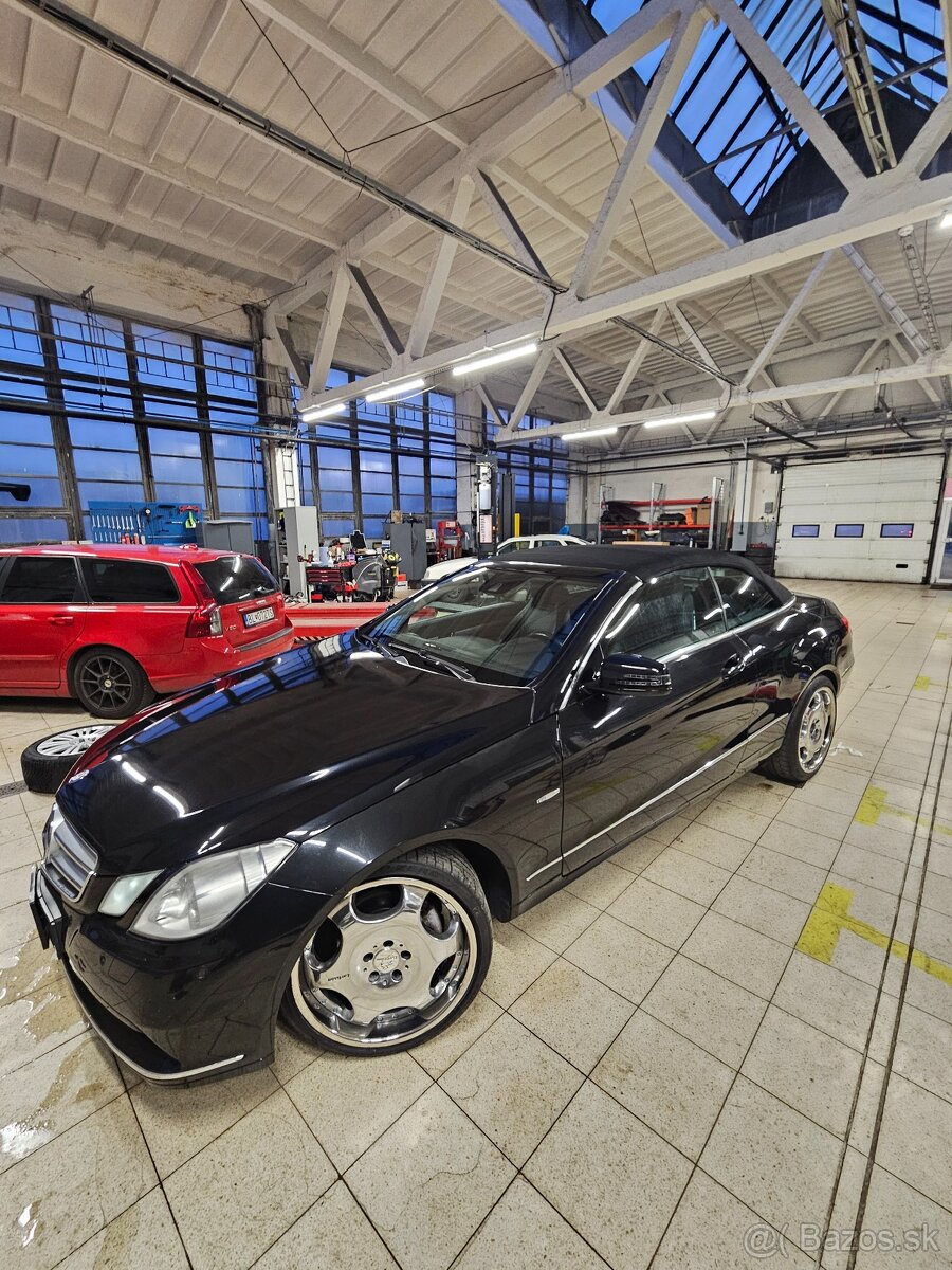 mercedes e200cgi cabrio automat 08/2010 - 3