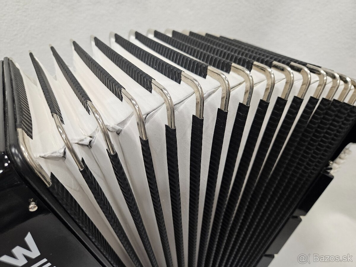 Chromaticky akordeon Weltmeister 96 basovy - 3