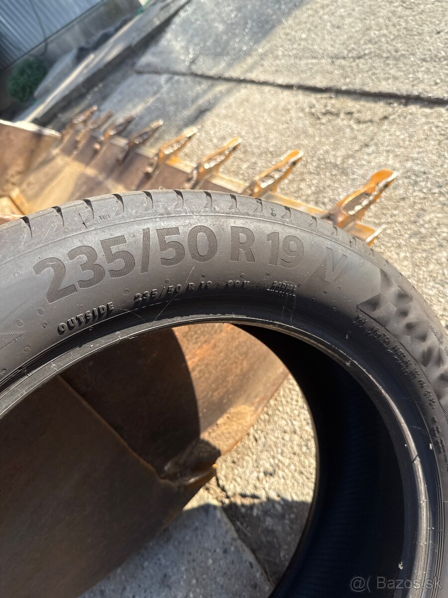 235/50r19 - 3