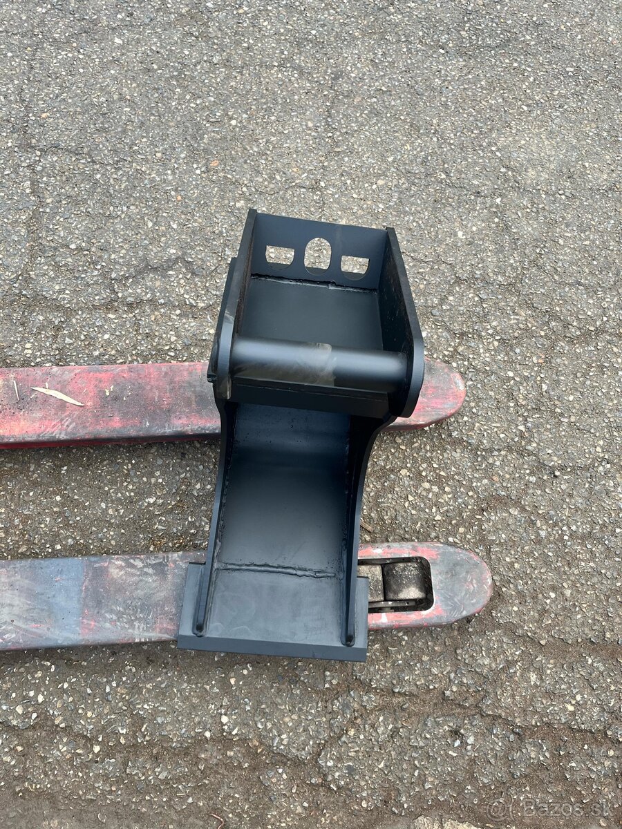 Na predaj lopata na 3t bager 300mm Lehnhoff MS3 - 3