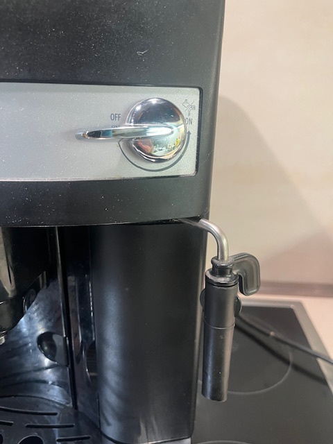 DELONGHI Magnifica - 3