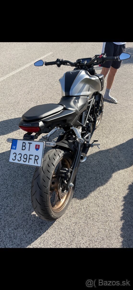 Honda cb125r - 3