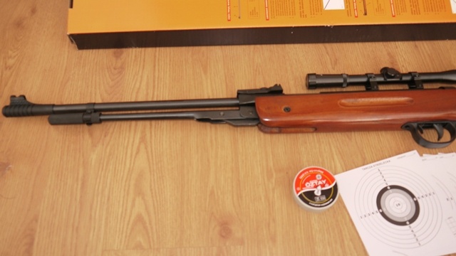 nová vzduchovka + puškohľad + broky - 3