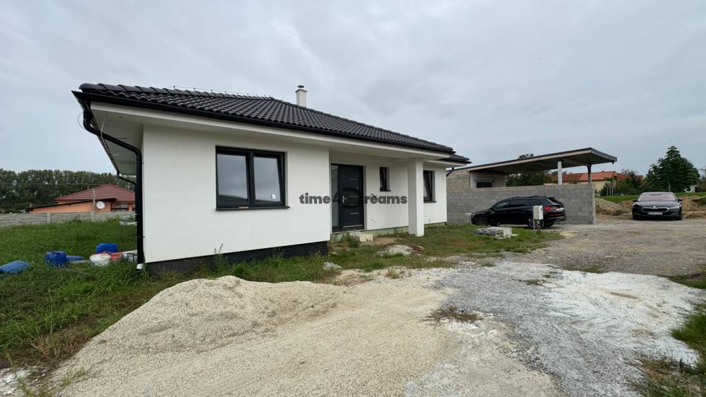 NA PREDAJ Novostavba v Zbehoch - 3