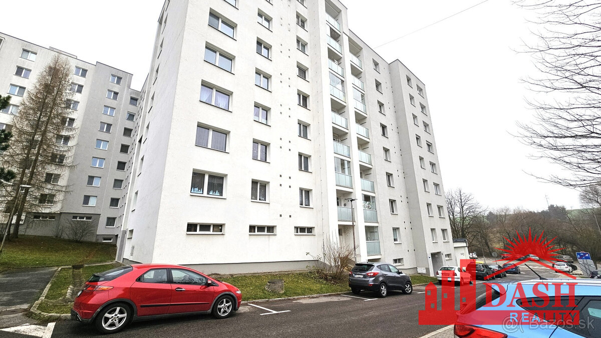 Na predaj veľký 3 izbový byt s lodžiou, 77 m2, Trenčín, Hala - 3