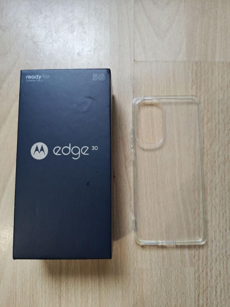 Motorola Edge 30 - 3