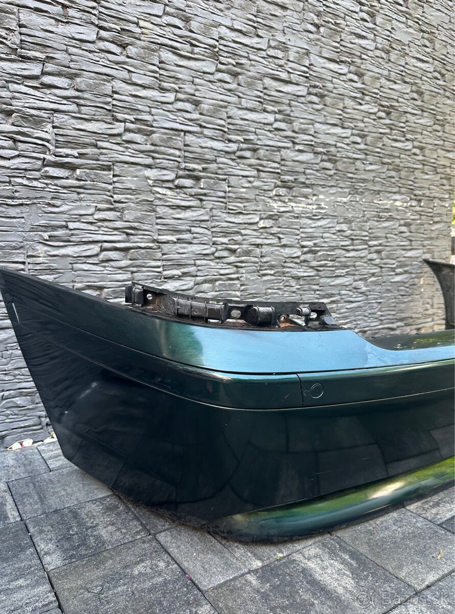 BMW 7 E65/E66 - ZADNÝ NÁRAZNÍK - 3