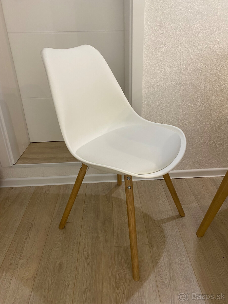 Jedálenské stoličky - 3