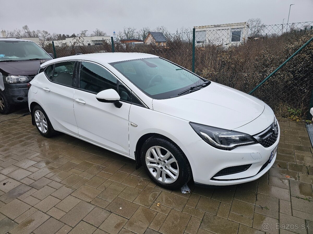 Opel Astra 2017 - 3