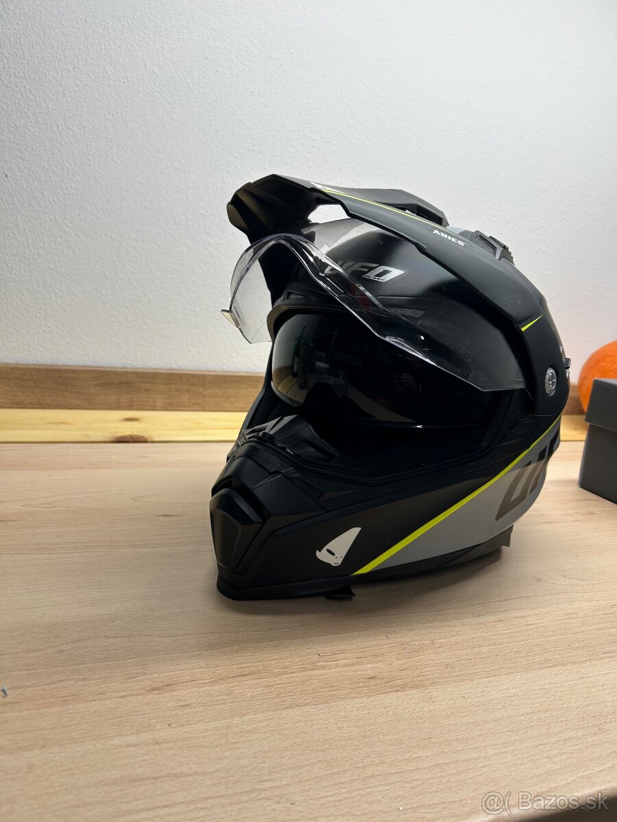 Predam prilbu UFO velkost S - 3