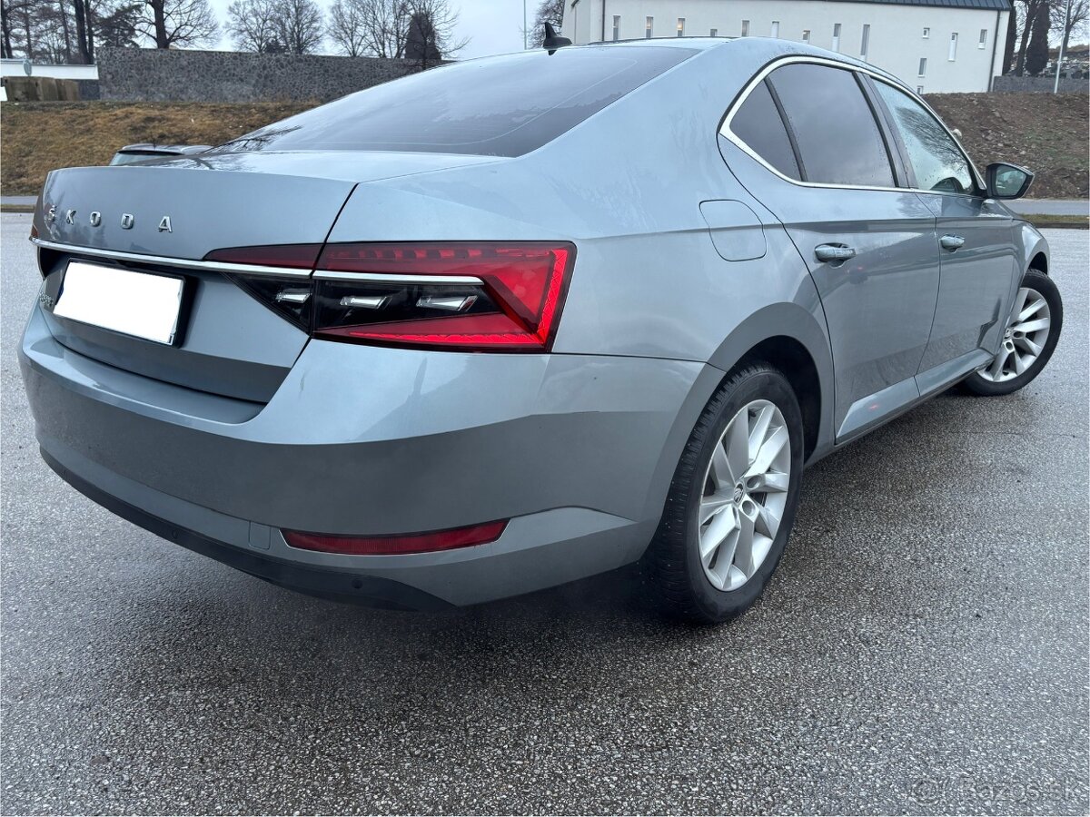ŠKODA SUPERB 3 FACELIFT 1,5 TSI DSG 110KW - 3