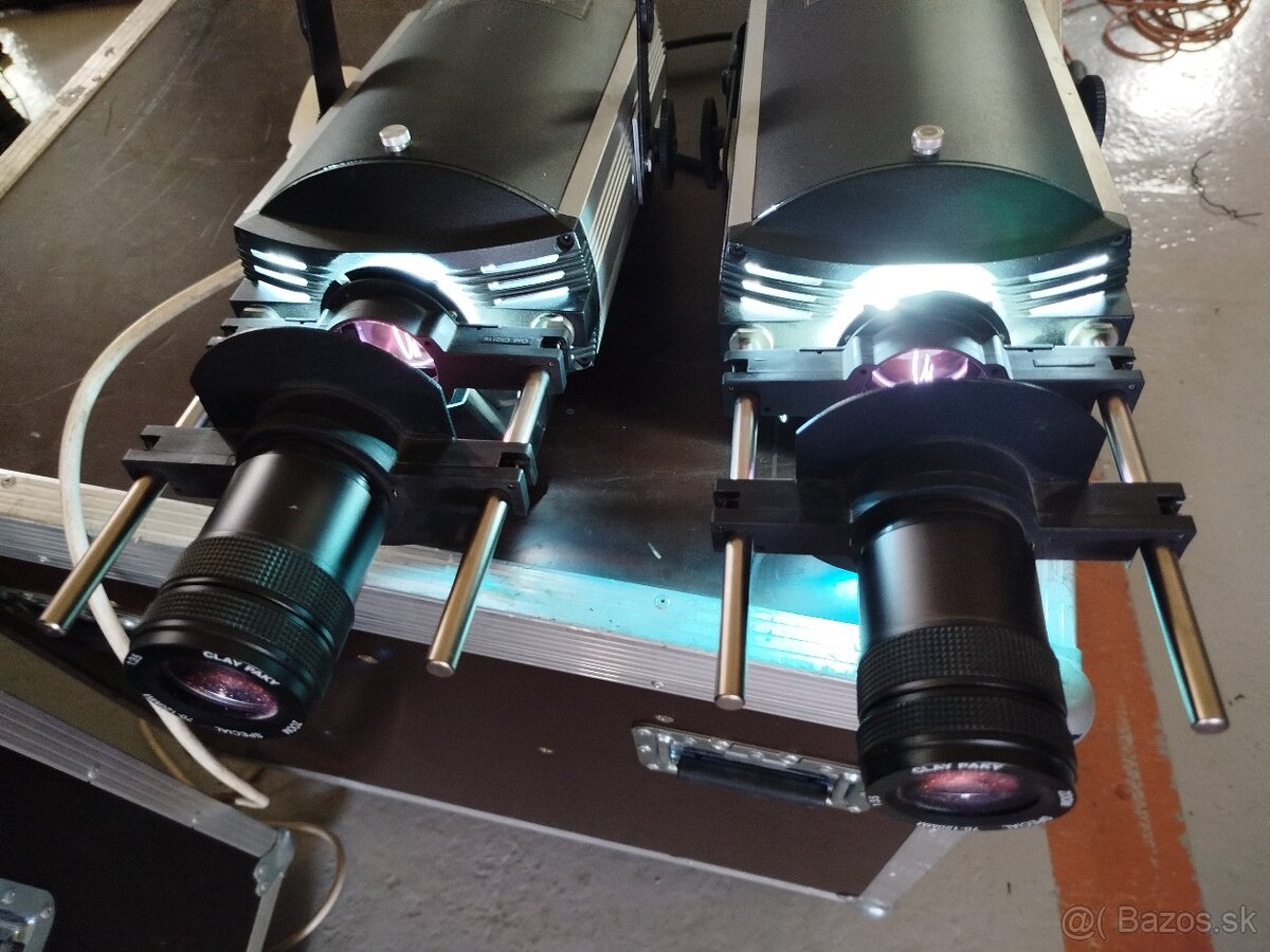 Predám projektor Clay Paky DIA - 3