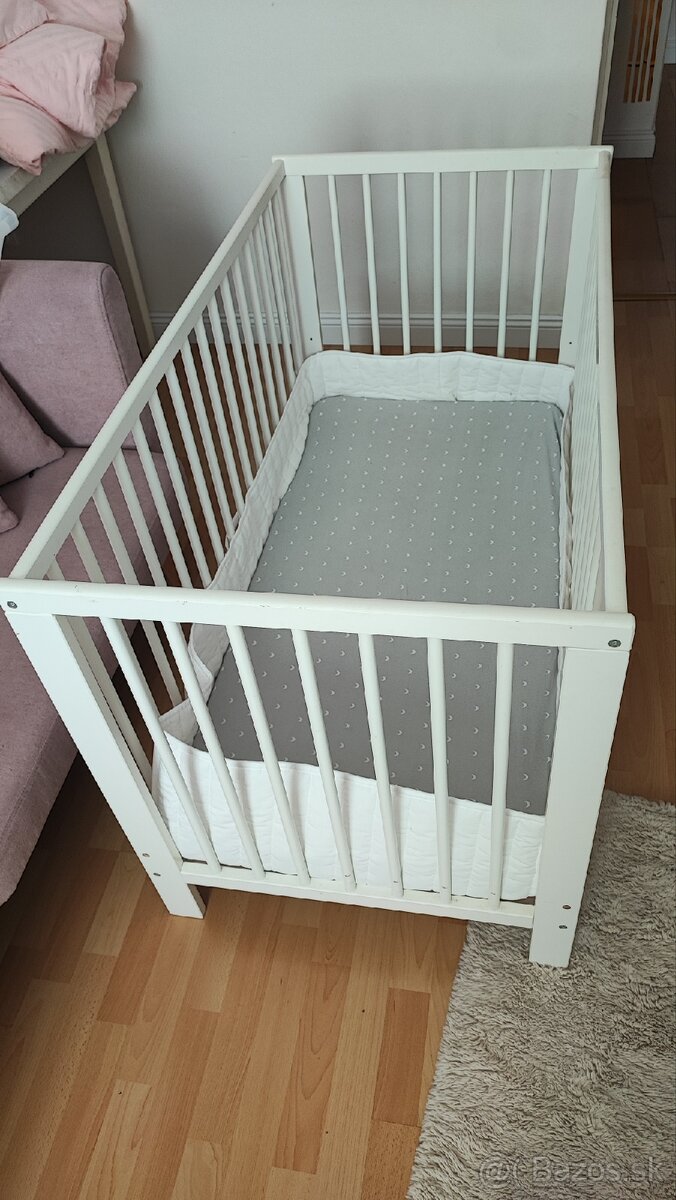 Drevená postielka s matracom - 3