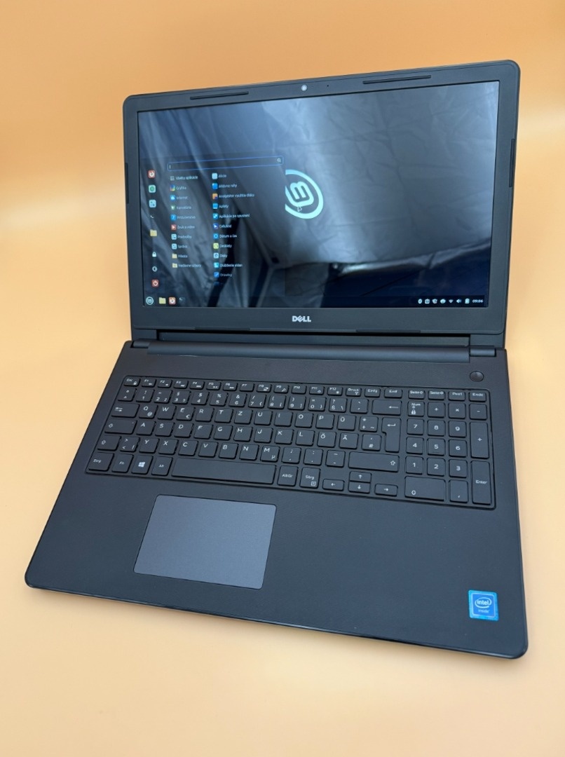 Notebook Dell Celeron N3060 / 8GB RAM / 128GB SSD / HD - 3