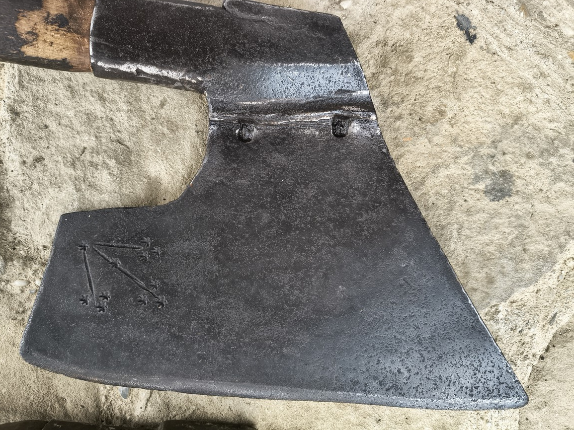 sekera,sekery,hoblík,nebožiec,staré náradie,dláto topor 02 - 3