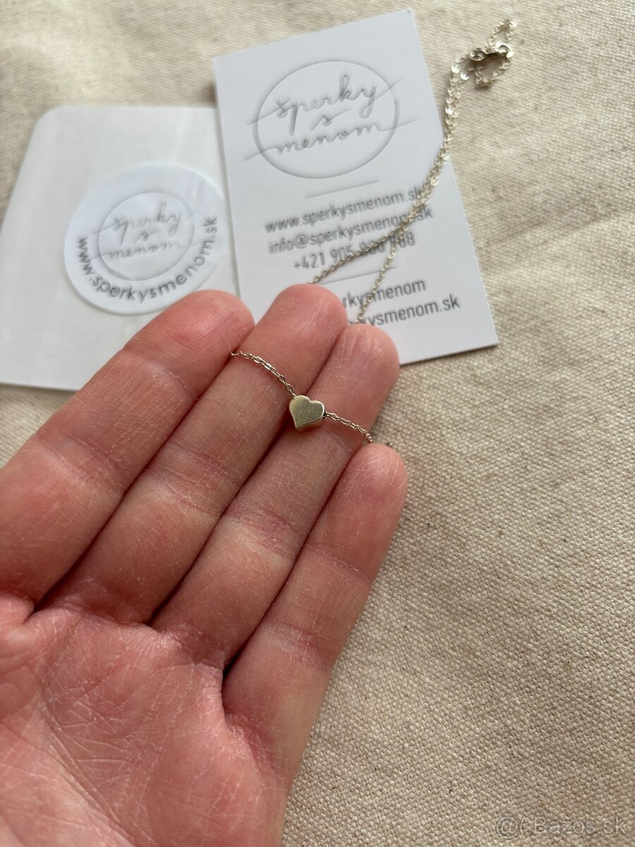 Minimalistický strieborný náhrdelník so srdiečkom - 3