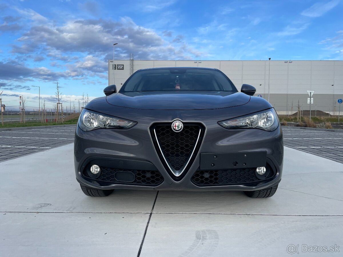 Alfa Romeo Stelvio 2.2 JTD 118kw Automat - 3