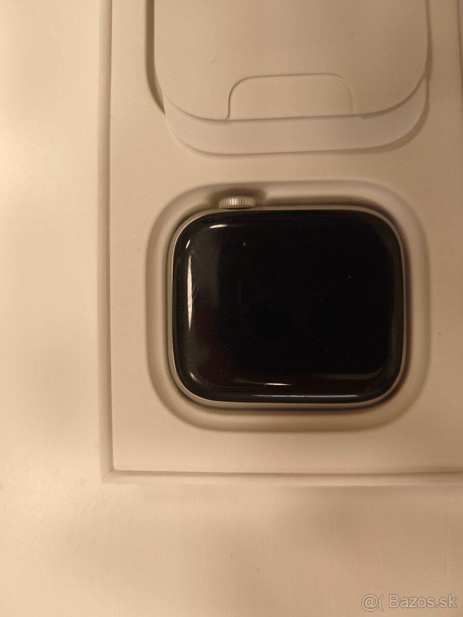 Apple Watch Series 8 (45 mm) – výborný stav, komplet prísluš - 3