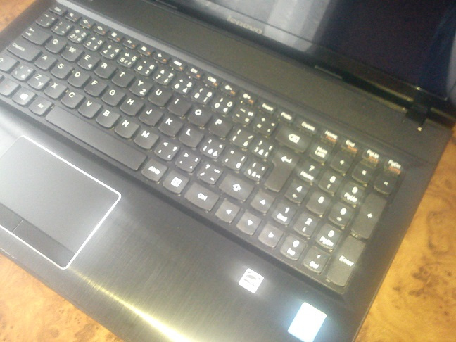 Predám notebook. - 3