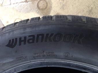 Predam zimne pneu 235/55 R19 5/6mm - 3