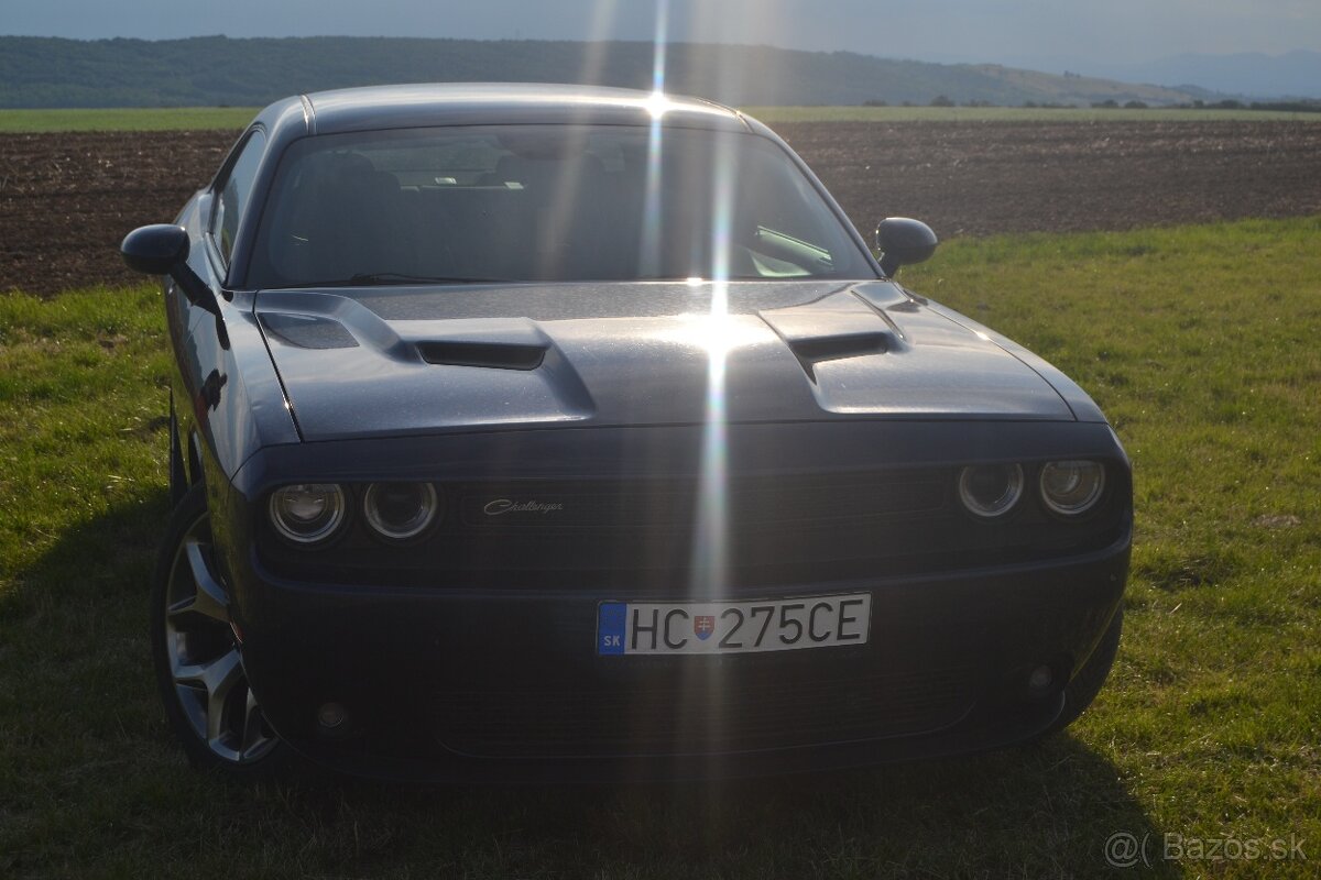 Dodge Challenger - 3