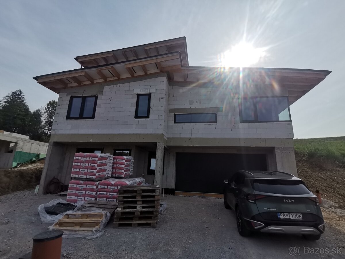 SŤAHOVANIE A PREPRAVA - 3