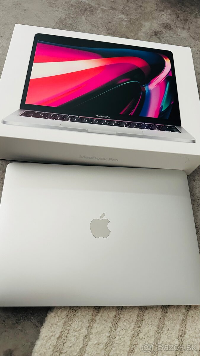 MacBook Pro 13" M1 – 512 GB - 3