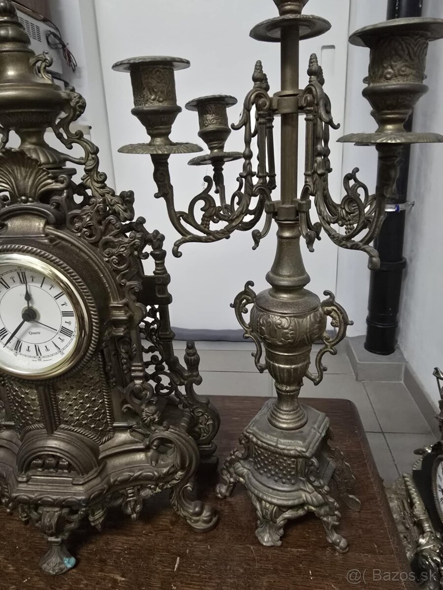 Krbove hodiny a svietniky na baterku nefunkčné. - 3