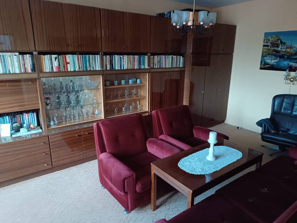 Na predaj veľkometrážny 3 izbový byt Žarnovica - 3