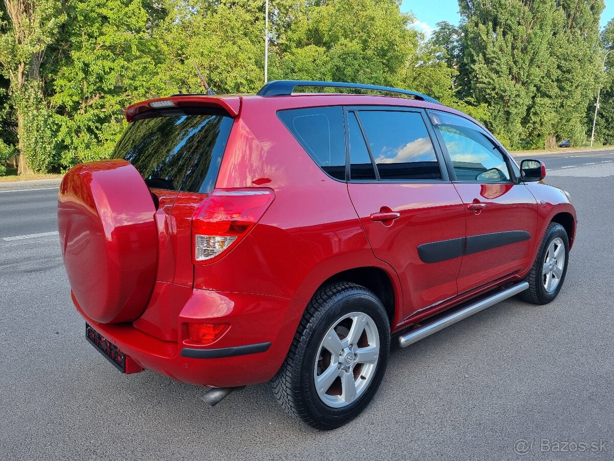 ===Toyota RAV4 2.0 VVT-i Lux A/T=== - 3