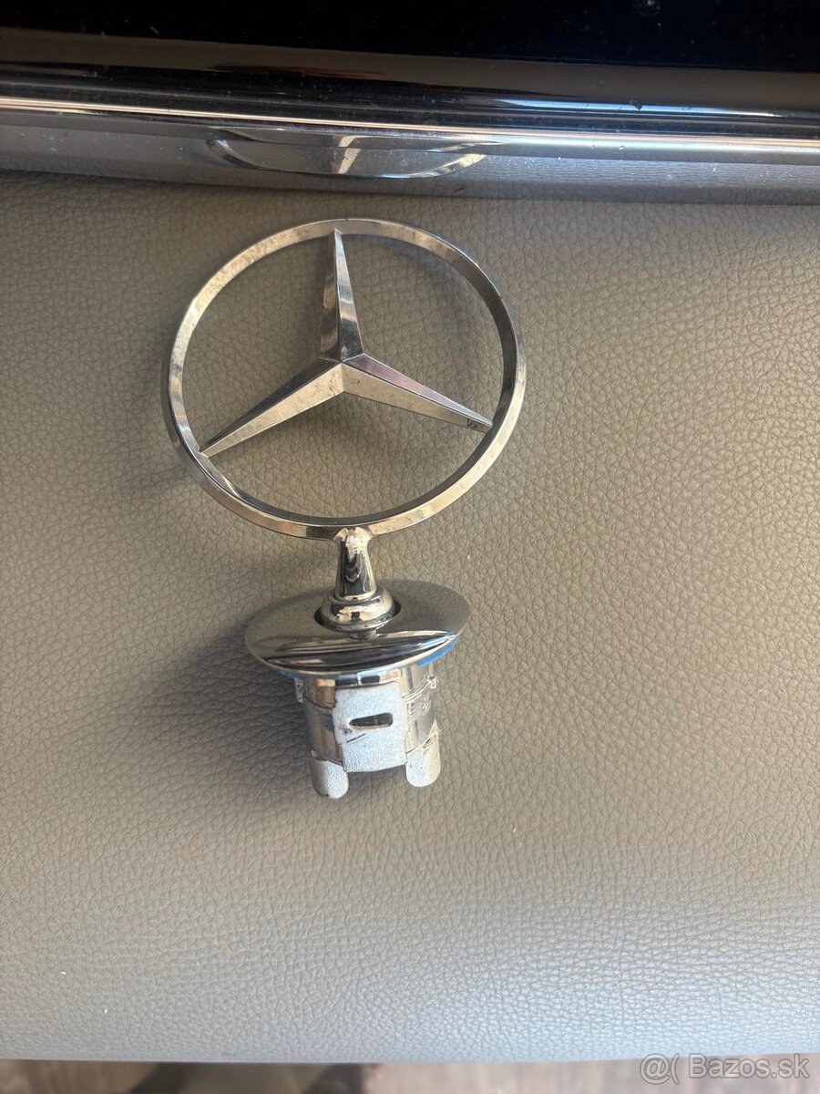 Mercedes c Naraznik,Maska,Znak - 3