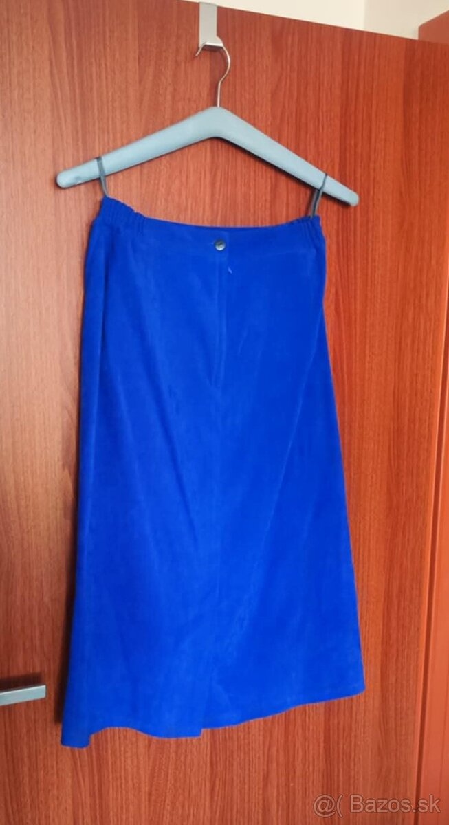 Modry kostym - 3