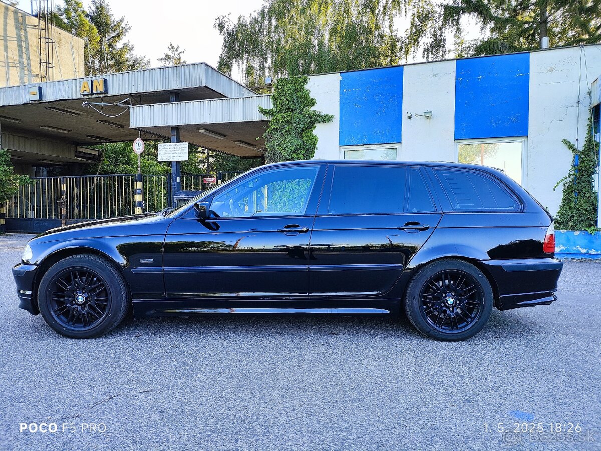 BMW E46 325i Touring - 3