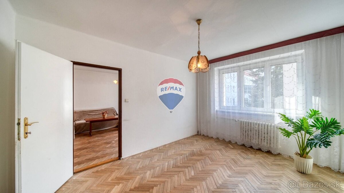 Priestranný 3-izbový byt v centre Piešťan - 3