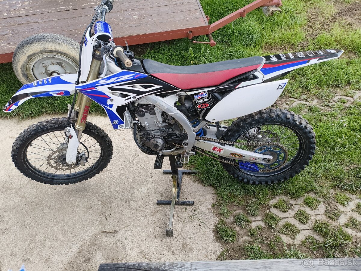 Yamaha yzf 250