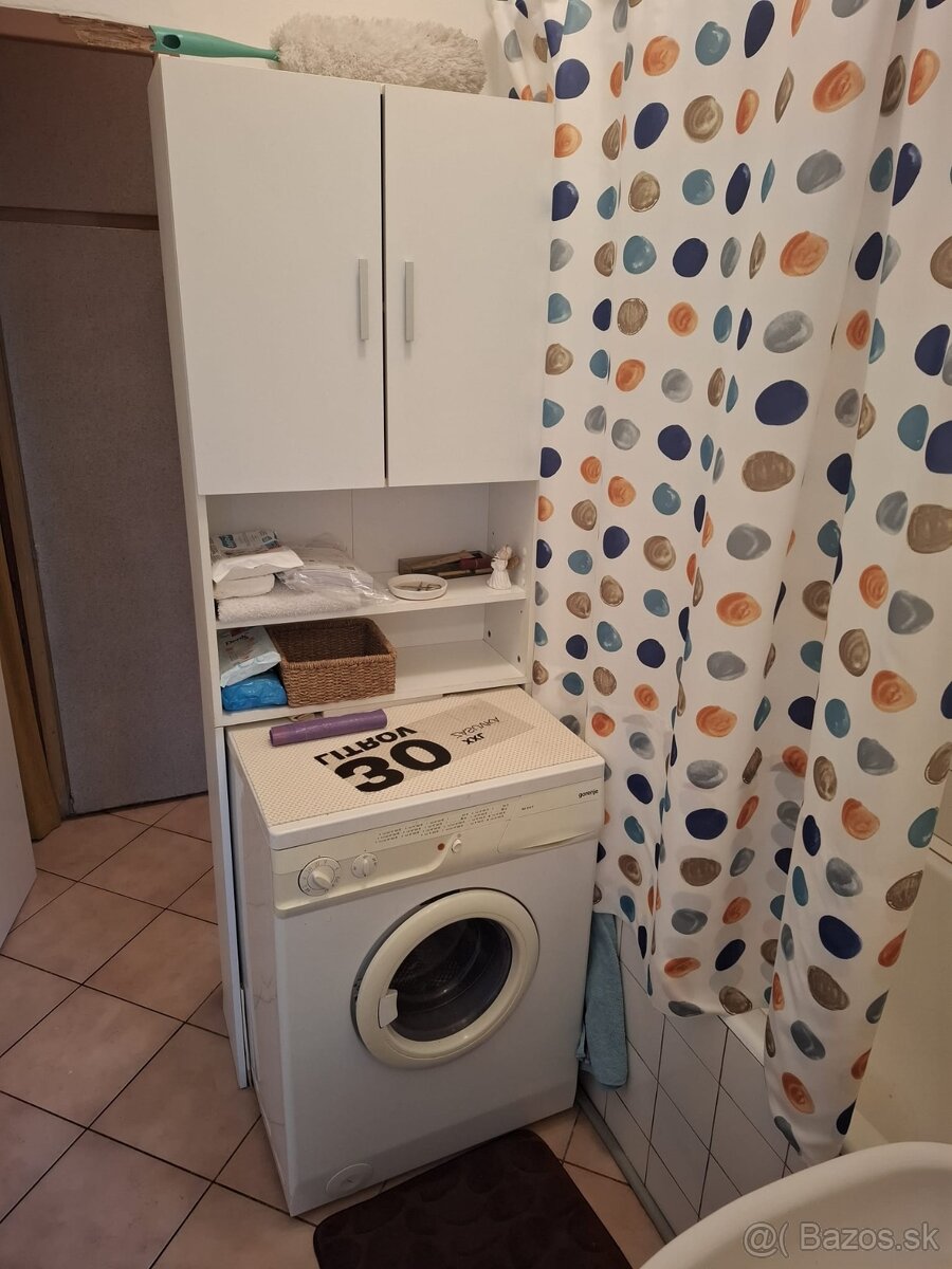 Prenajmem 2,5 izbový byt v Ružinove - 3