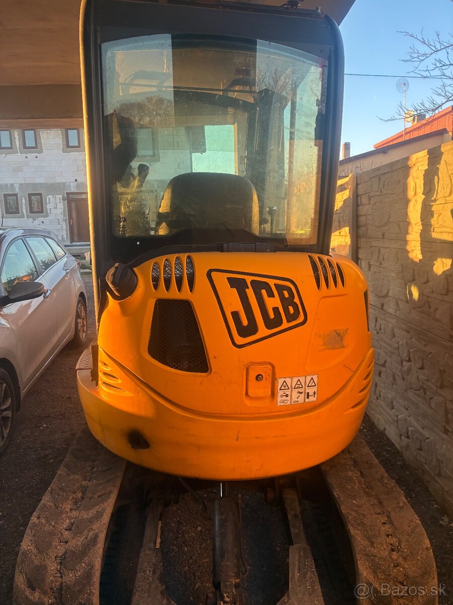 Predám minibager JCB 8025 - 3