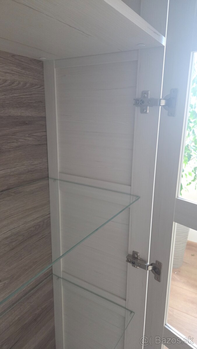 Skrinka na Poháre - 3