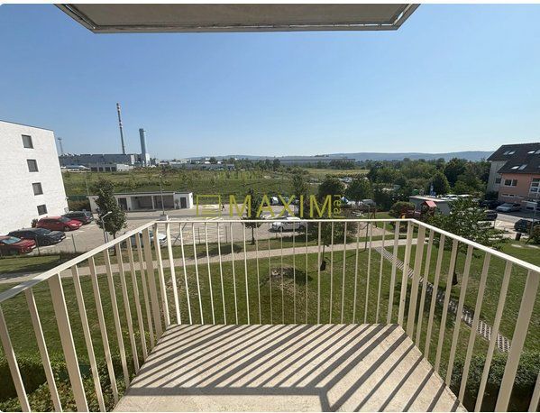 PREDAJ - novostavba - 2- izbový byt s balkónom a parkovacím - 3