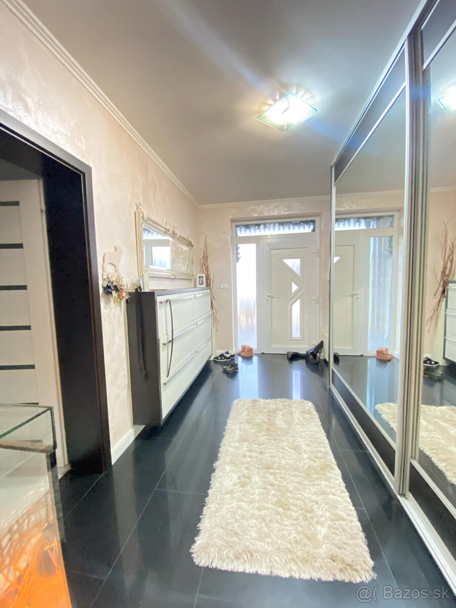 0918197701-307 900,- € NOVÁ CENA Na predaj krásny, štýlo - 3