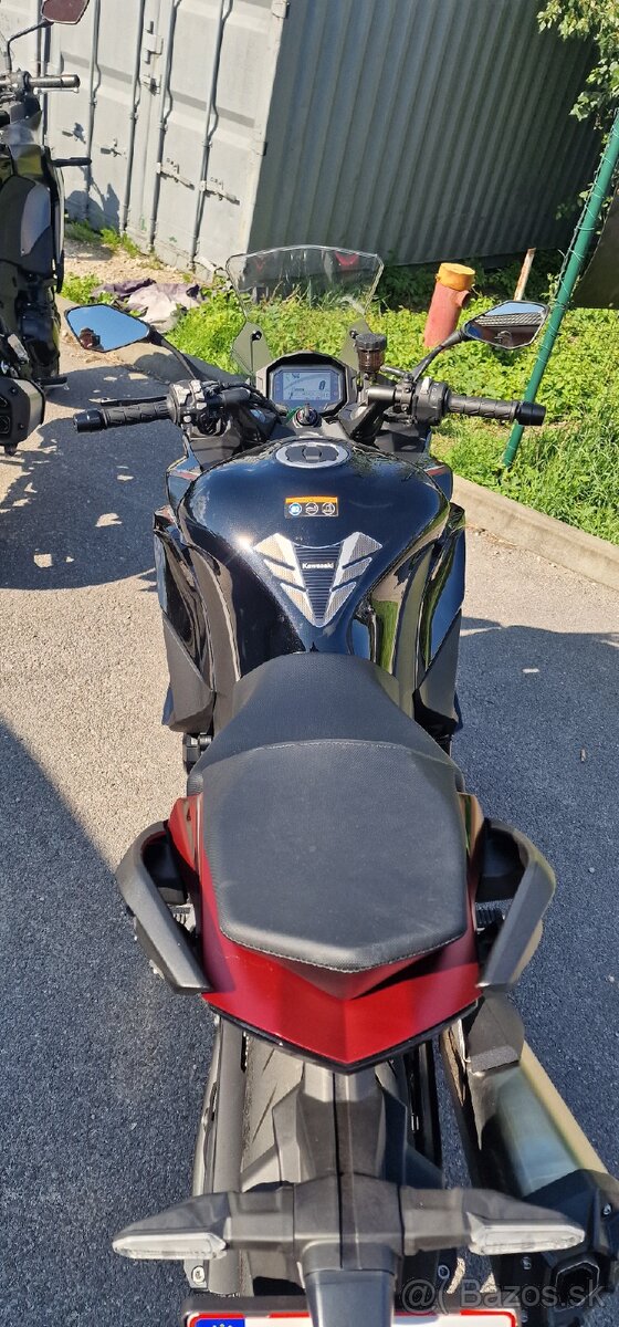 Kawasaki Ninja 1000SX - 3